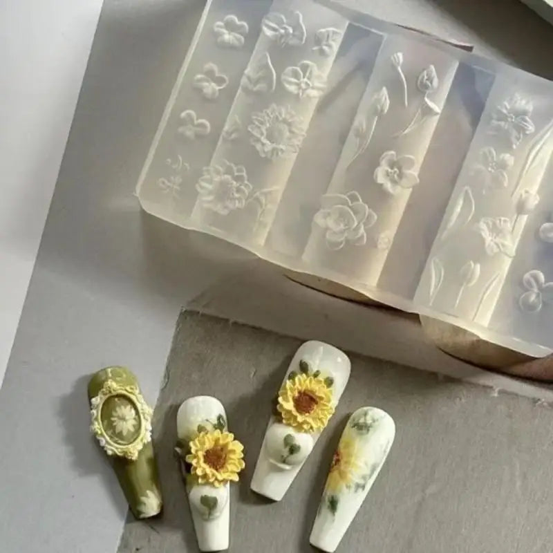 Sweet Flower Nail Art Stencil